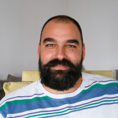 Aleksandar Spasevski, editor at Coffeedant