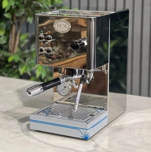 ECM Casa V single-boiler espresso machine, stainless with front pressure gauge